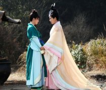 芈月传芈姝为何要害芈月，芈姝芈月因争宠反目