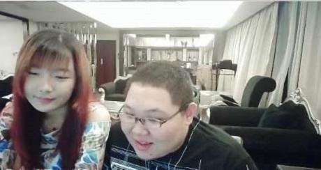lol主播pdd跟55开对骂视频，pdd与55开口碑为何相差悬殊
