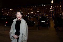 岳丽娜老公资料照片，岳丽娜有几个孩子她是不是整容了？