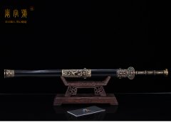 镇宅宝剑摆放在家里客厅什么位置好，镇宅宝剑需要开刃吗？