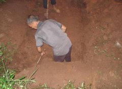 开金井口诀介绍，开金井挖出蛇是福还是祸？