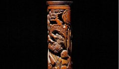 香筒用来干嘛的，香筒应该摆在供桌的什么位置？