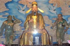 为什么不能给神像拍照，不能和神像合照？