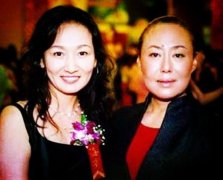哈斯高娃和斯琴高娃什么关系，她和前夫腾格尔还联系吗？