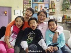尤浩然小时候的洗脚公益广告是哪一年，女主的是谁？