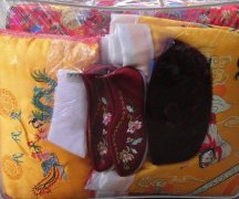 民间传说为什么寿衣不能乱碰？寿衣为什么不能有扣子